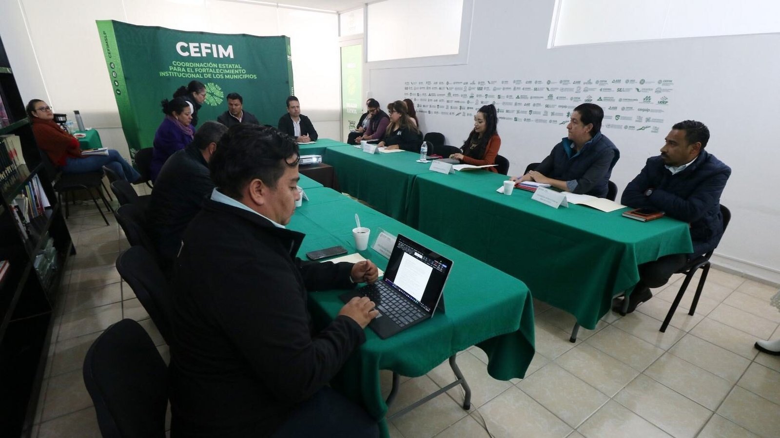 CERTIFICARÁN A PERSONAL DE DEPENDENCIAS ESTATALES