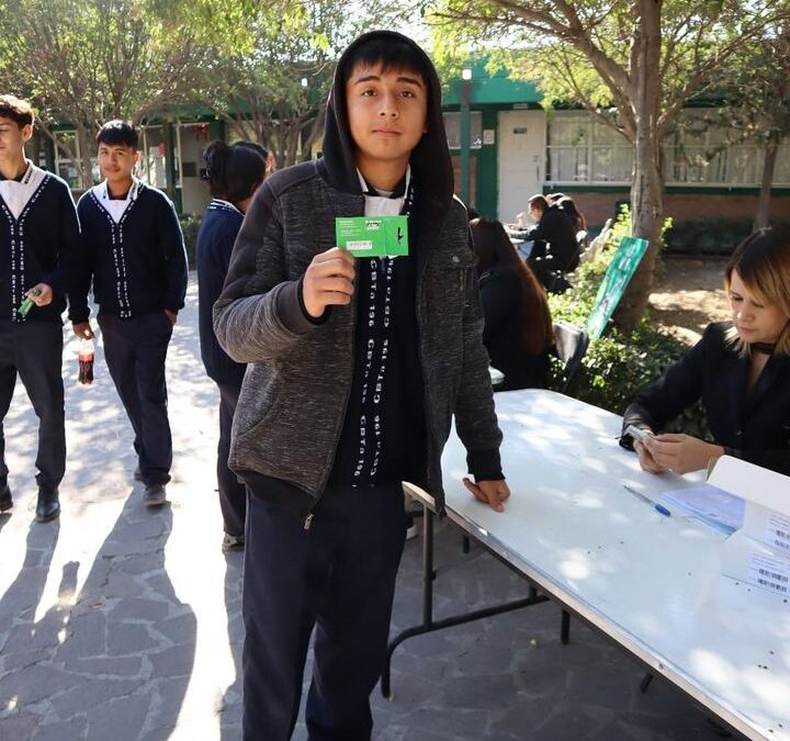 LLEVAN PROGRAMA DE INTERNET GRATUITO A JÓVENES DE VILLA DE POZOS 