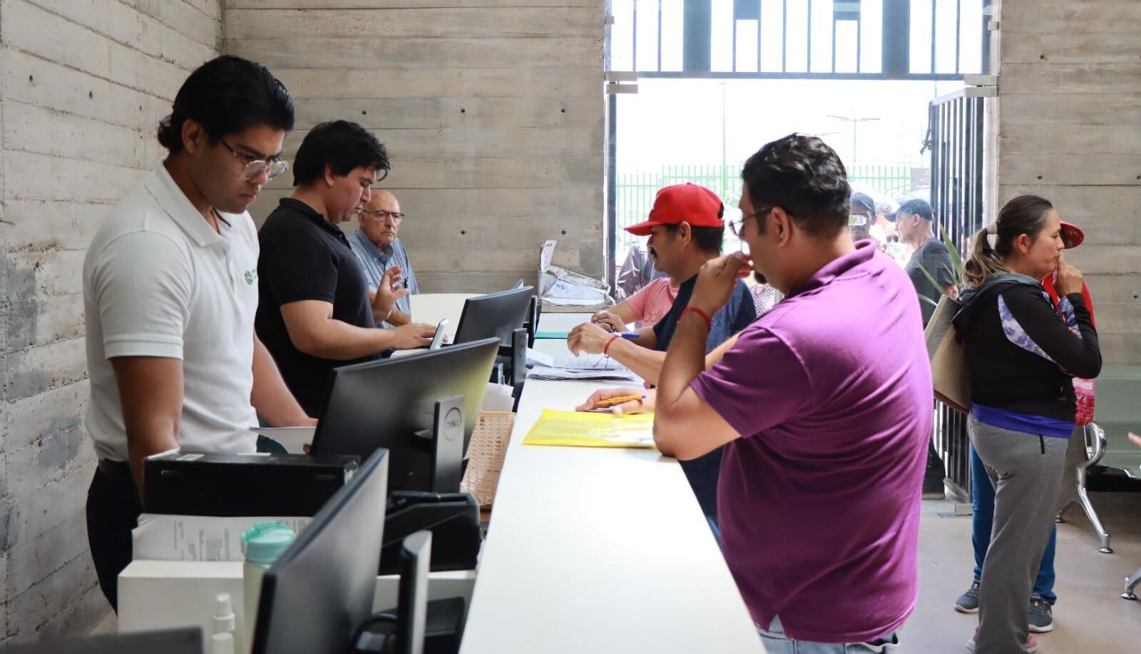 ANUNCIAN DESCUENTOS EN TRÁMITES VEHICULARES PARA DICIEMBRE