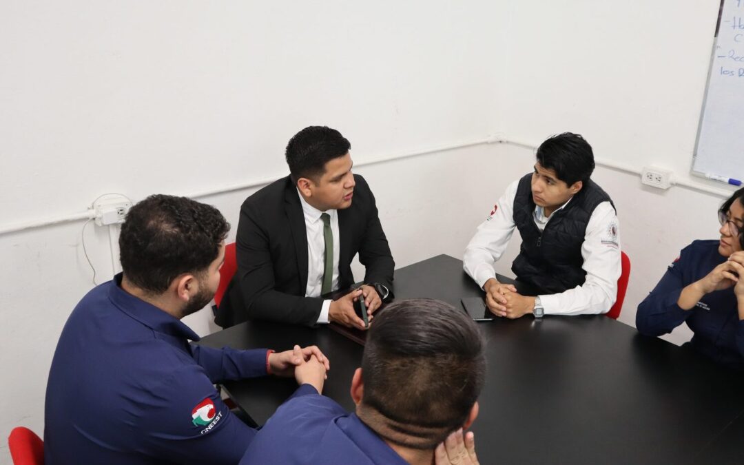 LLEVAN APOYOS A JÓVENES DEL INSTITUTO TECNOLÓGICO