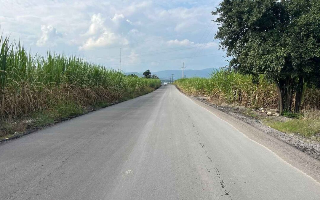 POR FINALIZAR CAMINO A TAMBACA EN LA HUASTECA
