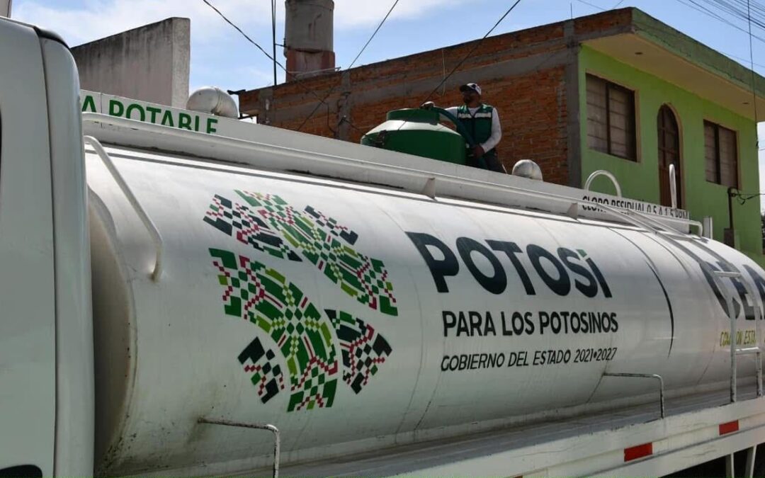 ARRANCA PROGRAMA DE DISTRIBUCIÓN GRATUITA DE AGUA EN LA CAPITAL DE SLP