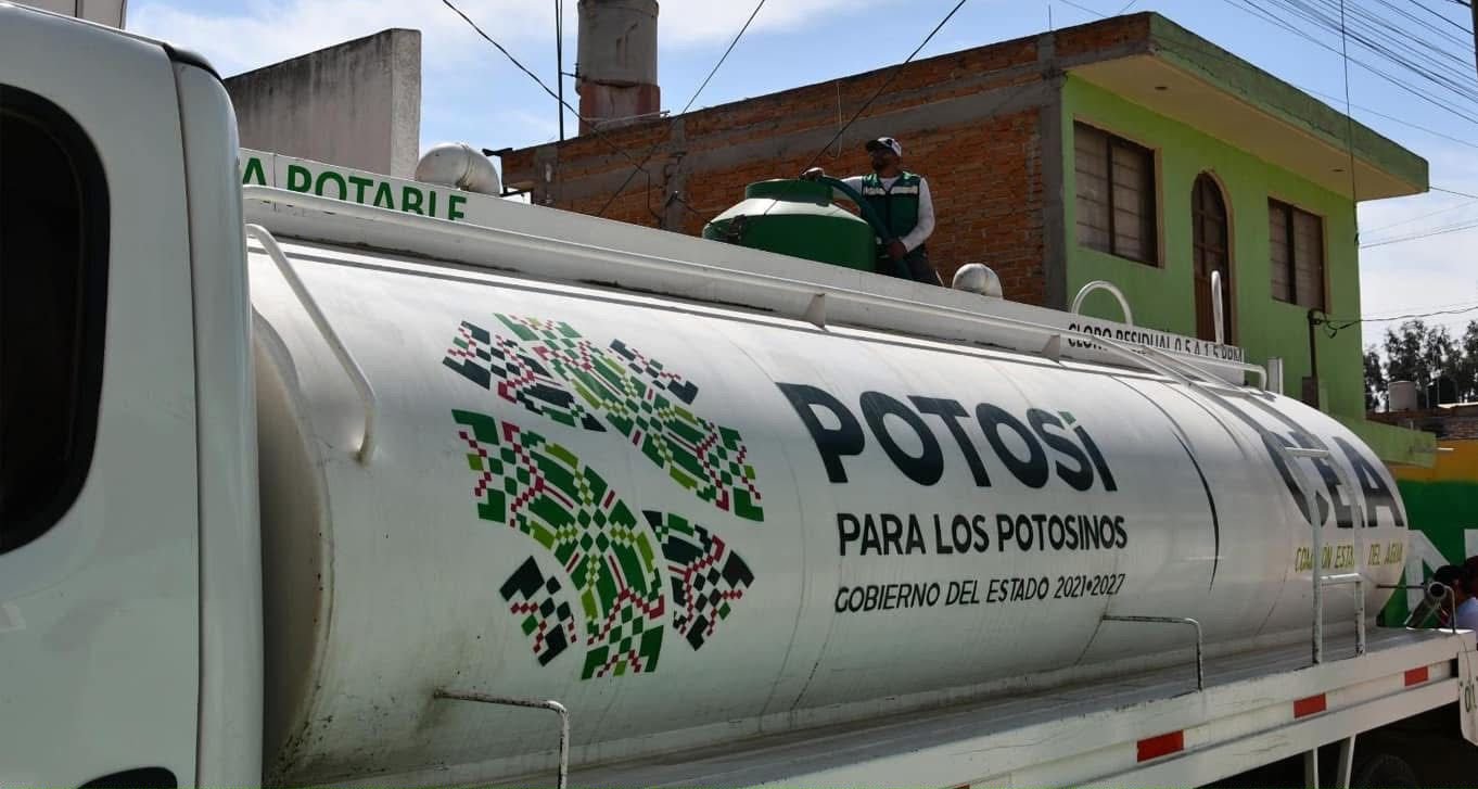 ARRANCA PROGRAMA DE DISTRIBUCIÓN GRATUITA DE AGUA EN LA CAPITAL DE SLP