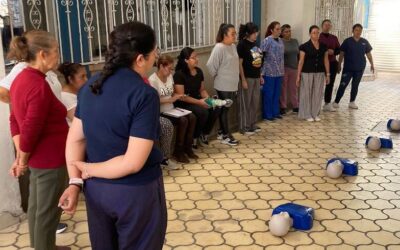 LLEVAN CAPACITACIÓN EN PRIMEROS AUXILIOS A PERSONAL DE DEPENDENCIAS DEL ESTADO