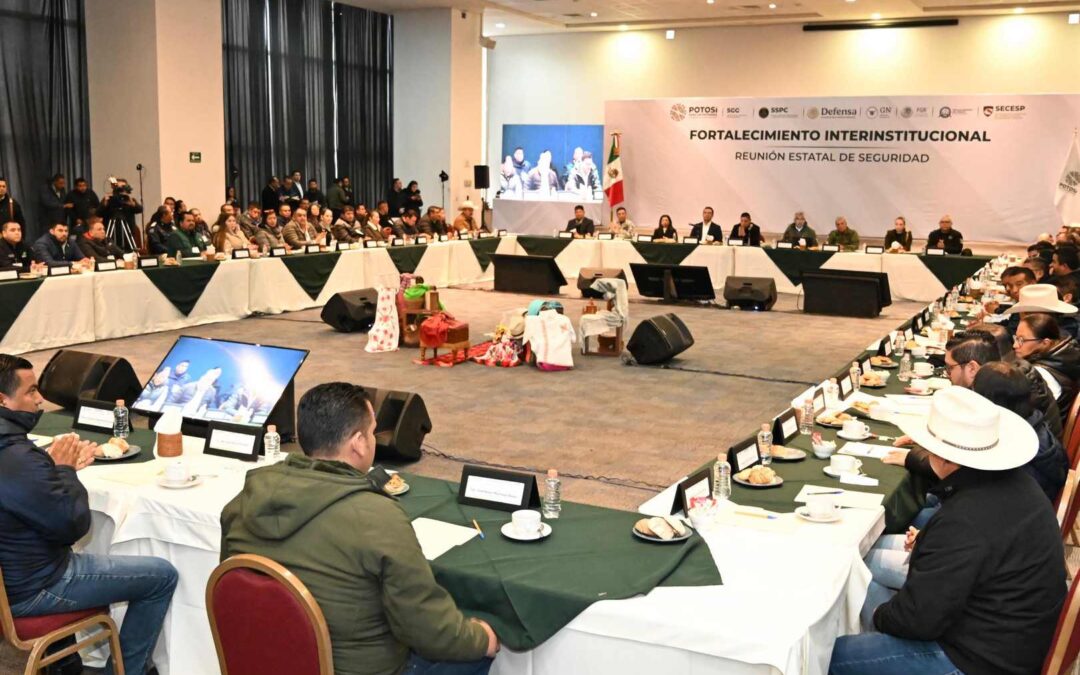 ENCABEZA RICARDO GALLARDO CARDONA REUNIÓN DE SEGURIDAD CON AYUNTAMIENTOS 