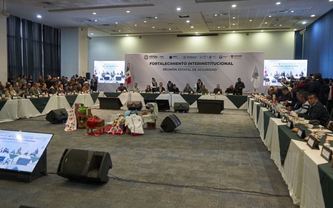 GOBIERNO ESTATAL BRINDA APOYO EN REGISTRO DE POLICÍAS MUNICIPALES