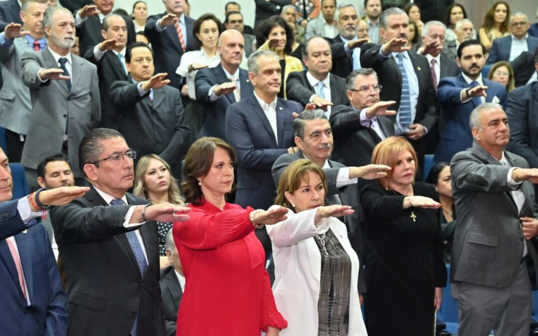 TOMAN PROTESTA A NUEVA MESA DIRECTIVA DE CANACINTRA