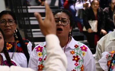 REALIZAN DEMOSTRACIÓN DE ENTONACIÓN DEL HIMNO NACIONAL EN LENGUAS ORIGINARIAS
