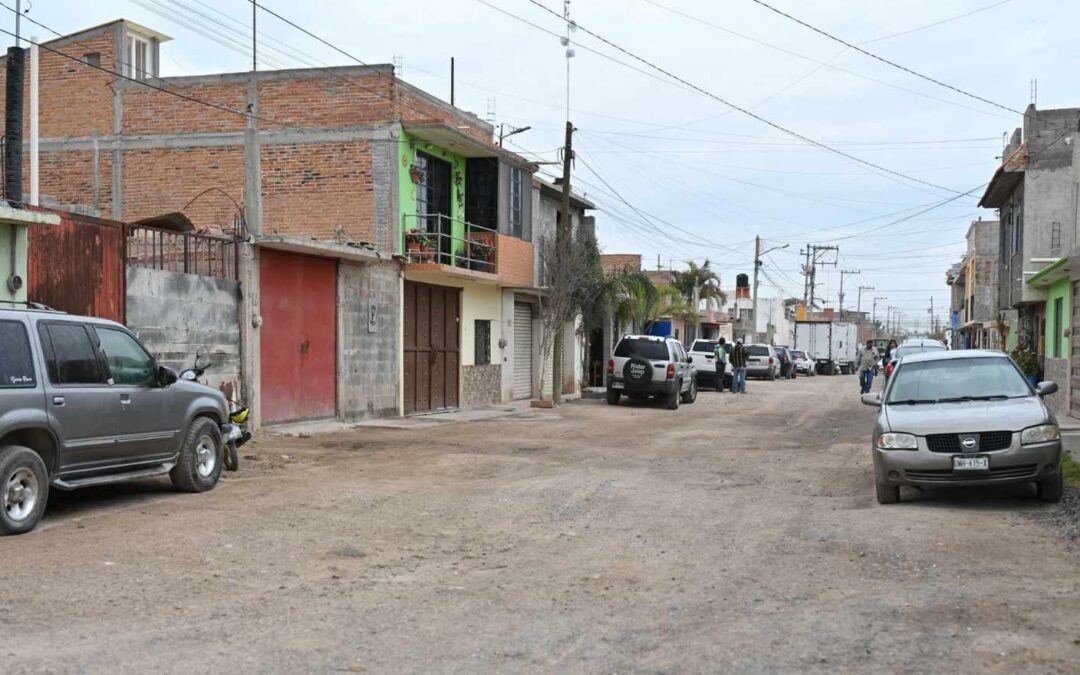 INICIAN OBRAS DE REHABILITACIÓN DE AVENIDA MOLINO ROJO EN VILLA DE POZOS