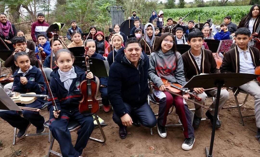 ATIENDEN PETICIÓN DE ORQUESTA SINFÓNICA INFANTIL DE CIUDAD FERNÁNDEZ