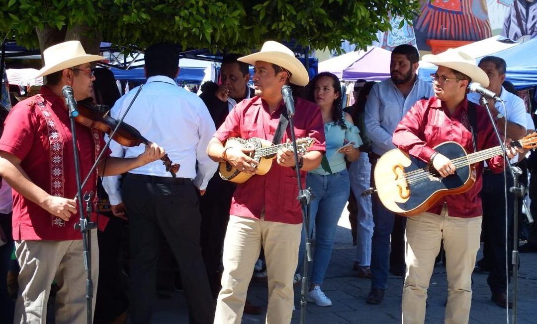 CONMEMORAN DÍA INTERNACIONAL DE LA LENGUA MATERNA EN SLP
