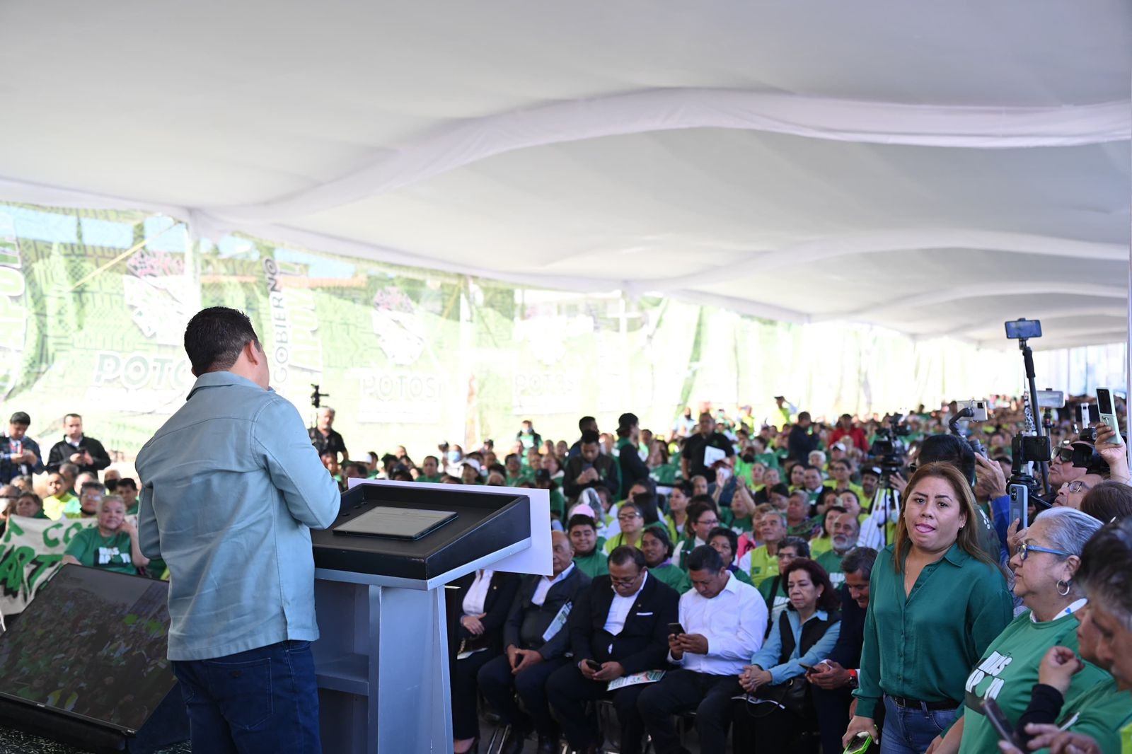 RICARDO GALLARDO ACERCARÁ MÁS APOYO A FAMILIAS POTOSINAS DE TODO EL ESTADO CON PROGRAMA DE VIVIENDA