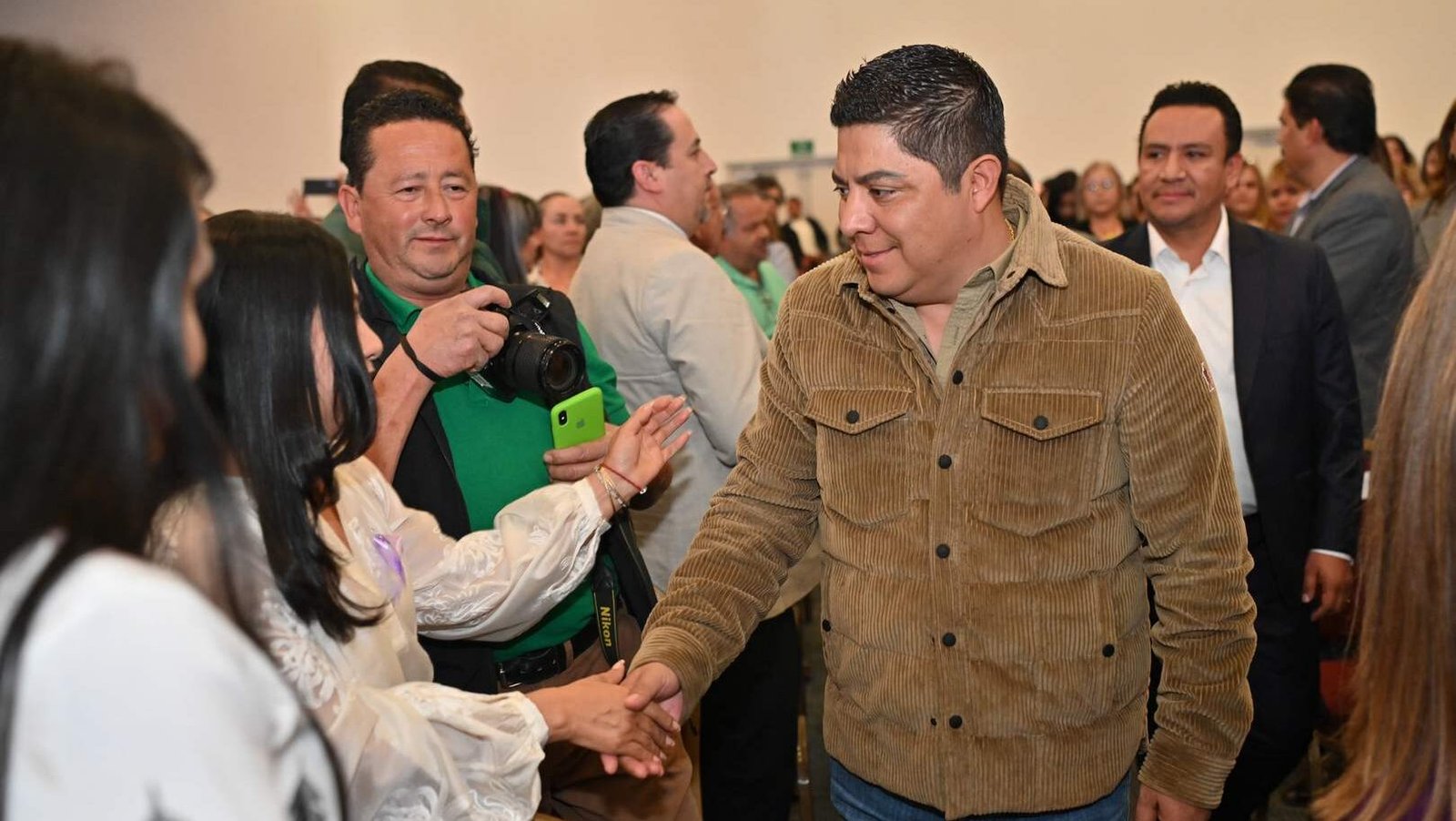 AVANZA APLICACIÓN DEL PROGRAMA PARA ENTREGAR TERRENOS A POTOSINOS  