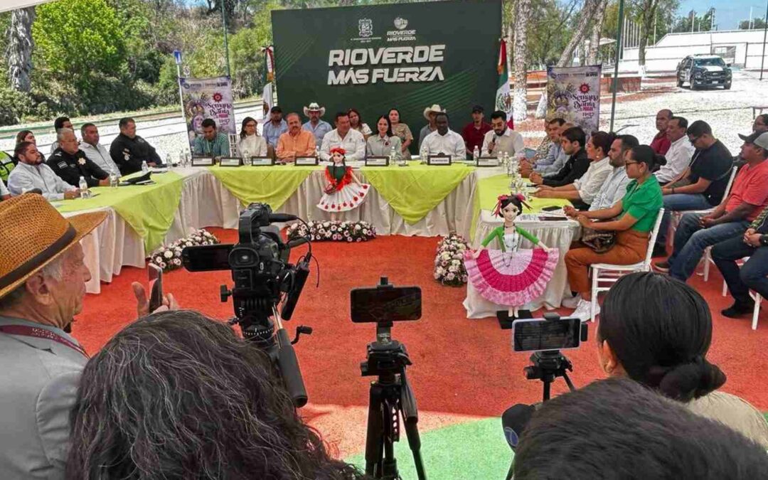 PRESENTAN PROGRAMA CULTURAL DE SEMANA SANTA EN RIOVERDE