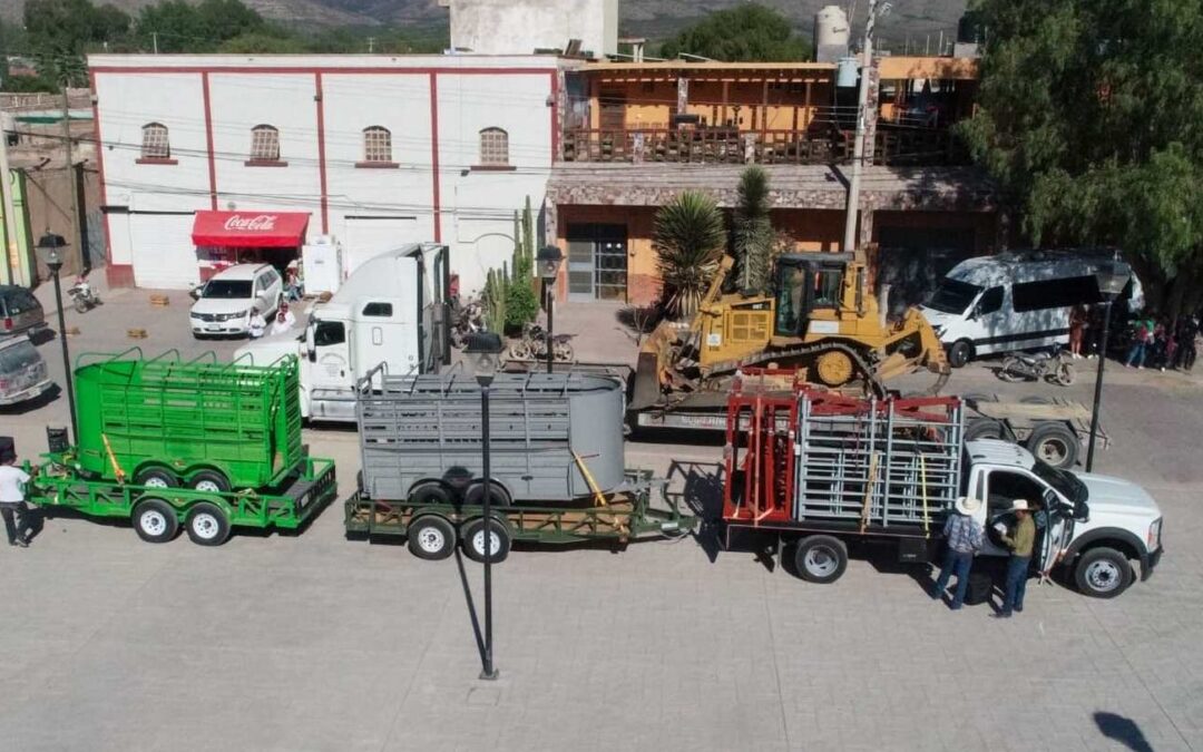 ENTREGAN APOYOS A PRODUCTORES AGROPECUARIOS DE CATORCE