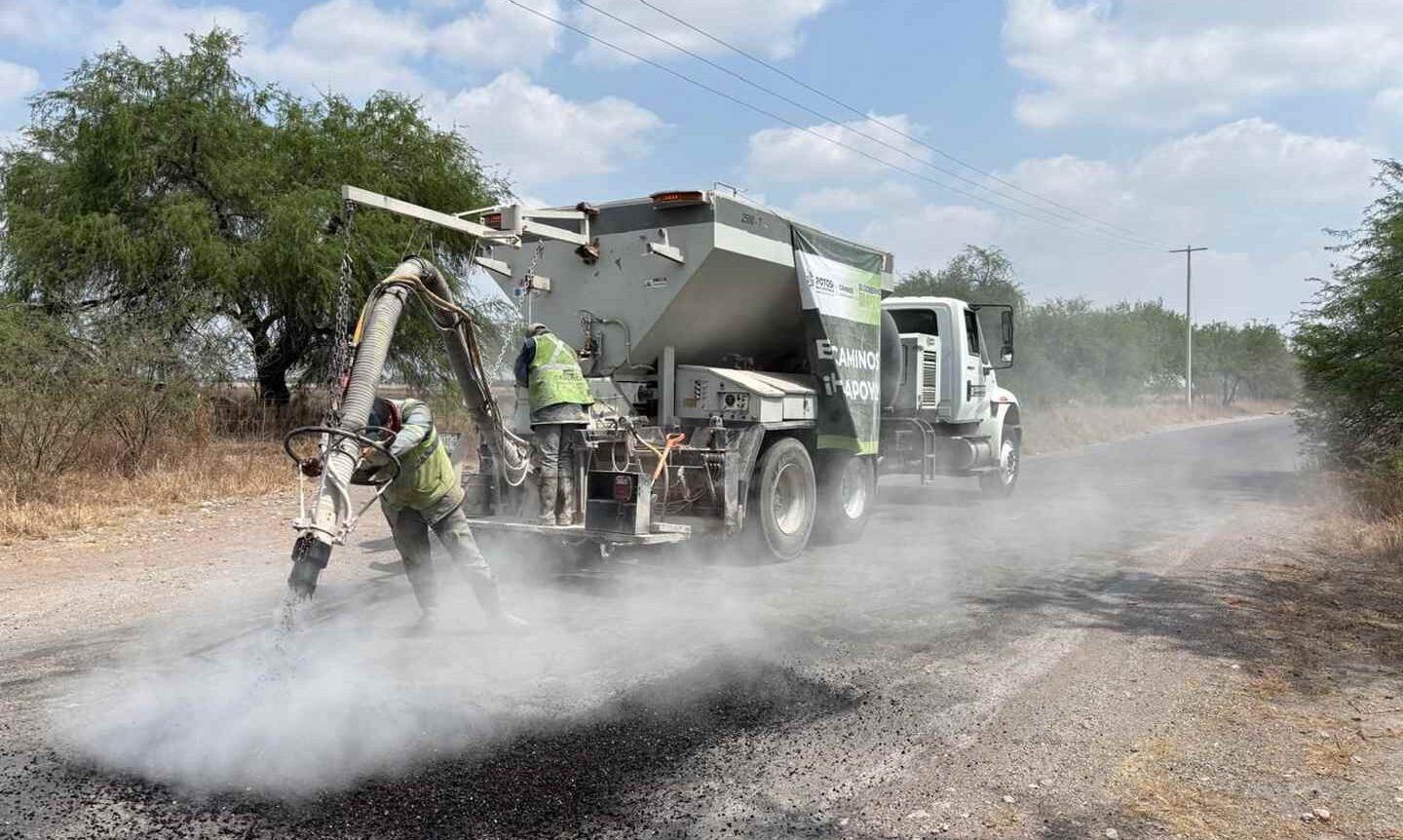 MÁS DE 88 KILÓMETROS DE CAMINOS RECIBIERON MANTENIMIENTO EN REGIÓN MEDIA
