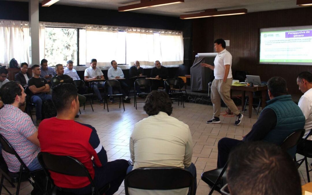 REALIZAN TALLER PARA SENSIBILIZAR EN PERSPECTIVA DE GÉNERO