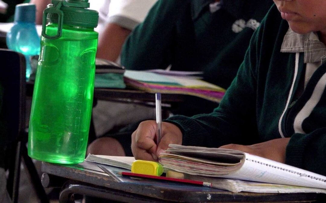 EMITEN RECOMENDACIONES CONTRA OLA DE CALOR EN ESCUELAS