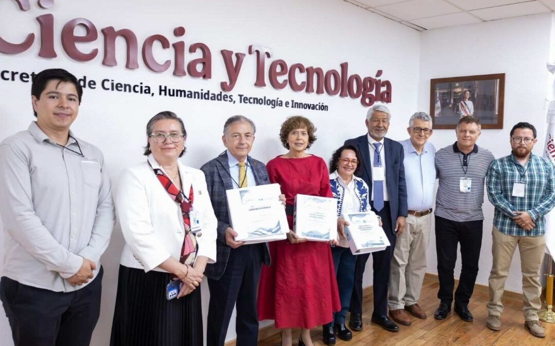 SLP ENTREGA PLANES DE ESTUDIO A UNIVERSIDAD ROSARIO CASTELLANOS