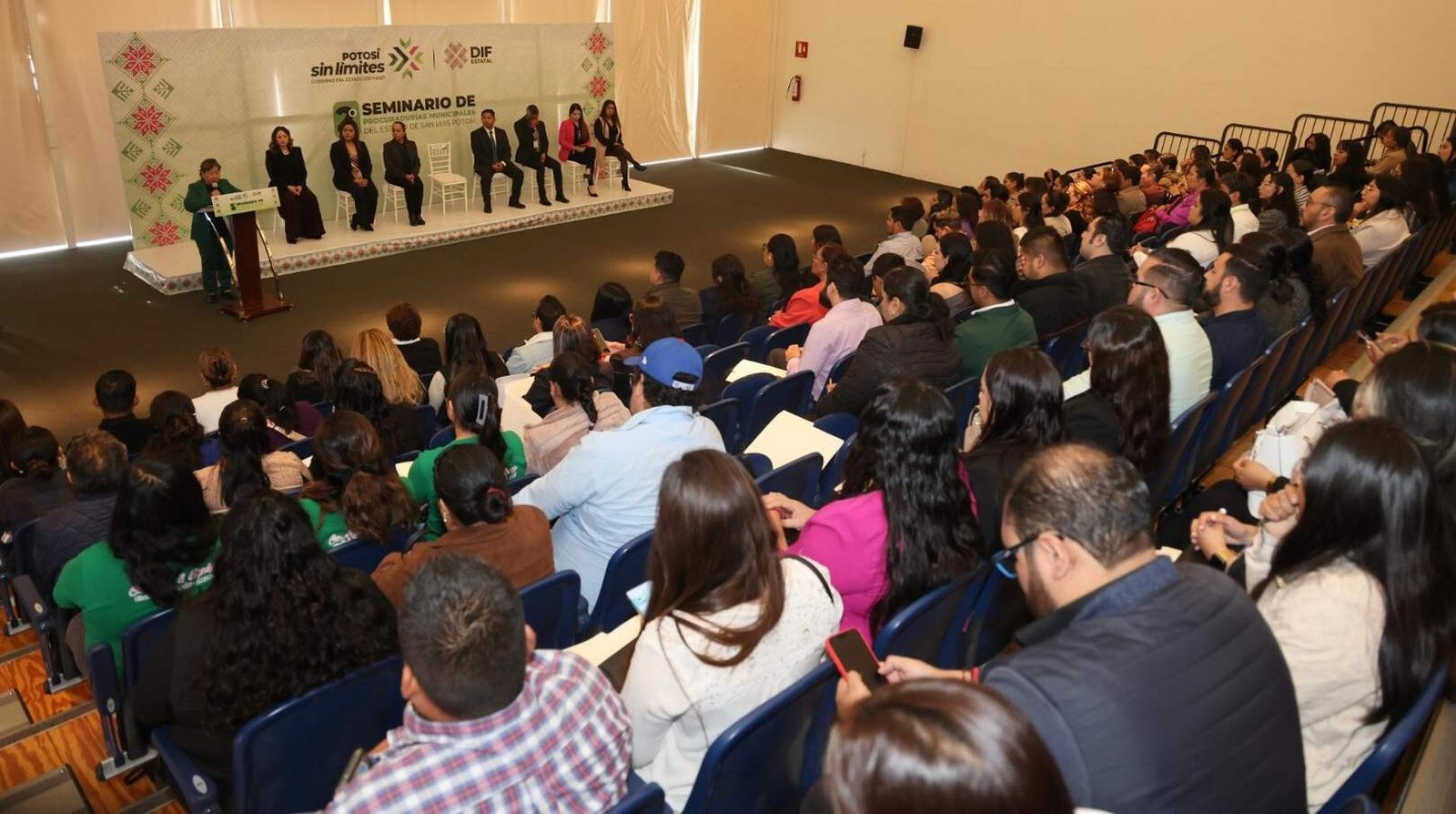REALIZAN SEGUNDO SEMINARIO DE PROCURADURÍAS MUNICIPALES EN EL ESTADO
