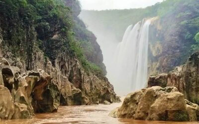 CONTINÚAN CERRADOS PARAJES TURÍSTICOS EN LA HUASTECA