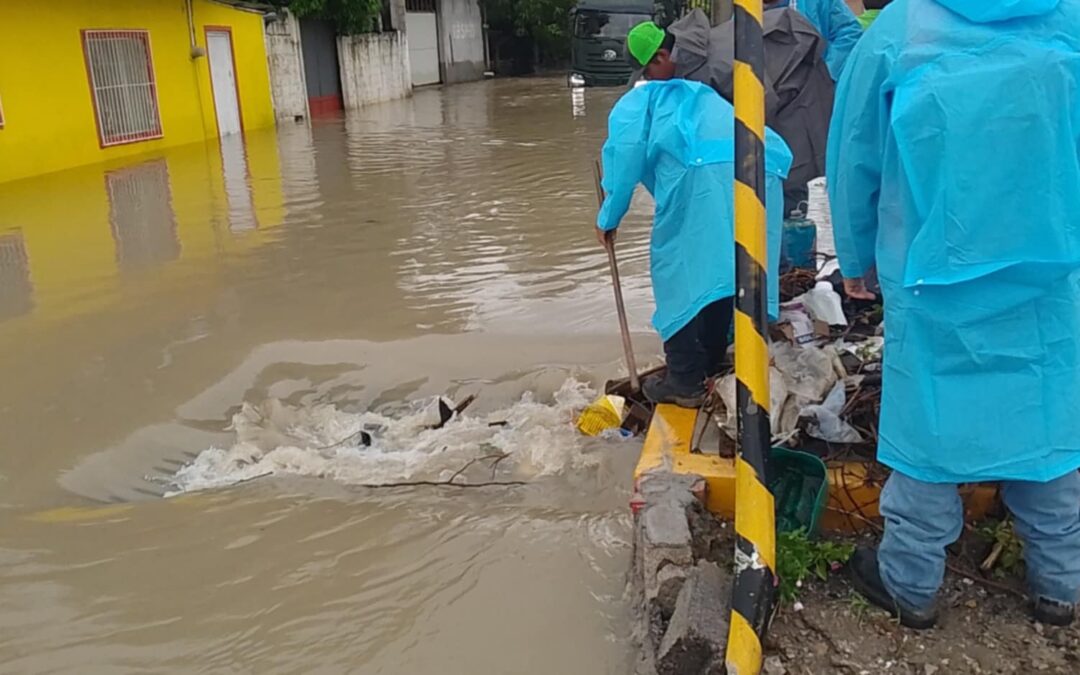 REALIZAN ACCIONES DE ATENCIÓN Y PREVENCIÓN ANTE LLUVIAS EN CIUDAD VALLES