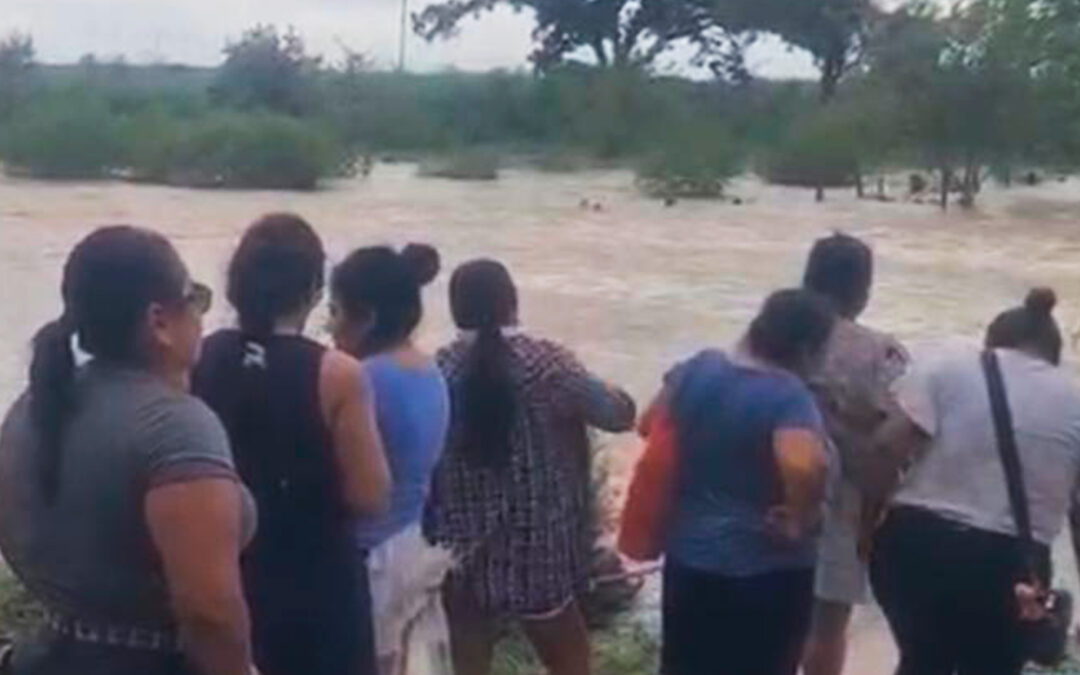 DECENAS DE FAMILIAS EVACUADAS, Y LOCALIDADES INCOMUNICADAS EN LA HUASTECA