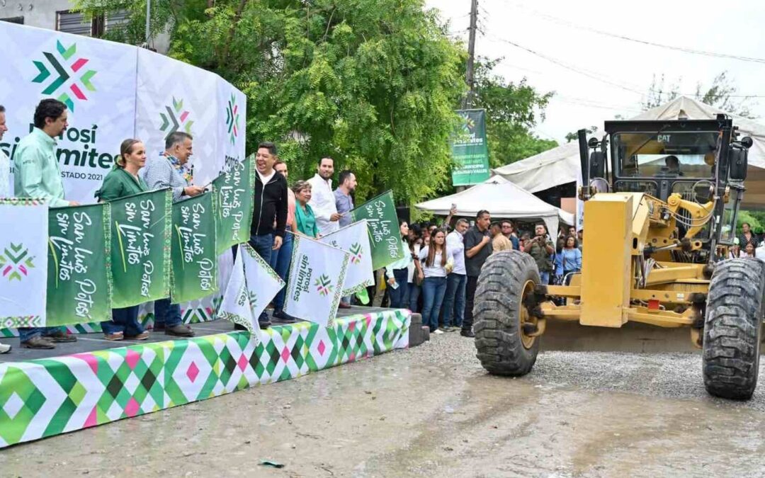 DESTINARÁN 100 MILLONES EN CIUDAD VALLES PARA PAVIMENTACIÓN DE CALLES
