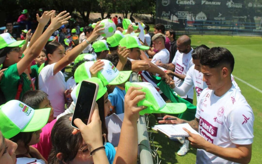 MENORES PARTICIPAN EN CONVIVENCIA CON EL CLUB ATLÉTICO DE SAN LUIS