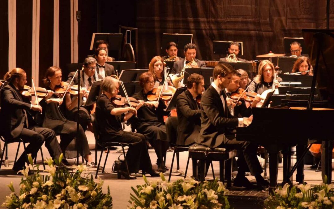 ORQUESTA SINFÓNICA DE  SLP CELEBRA 25 ANIVERSARIO CON CONCIERTO EN EL TEATRO DE LA PAZ