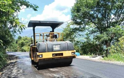 REHABILITAN CAMINO EN TAMAZUNCHALE QUE CONECTA A 27 LOCALIDADES