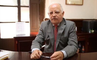 ANALIZAN AJUSTE SALARIAL PARA EMPLEADOS DE GOBIERNO