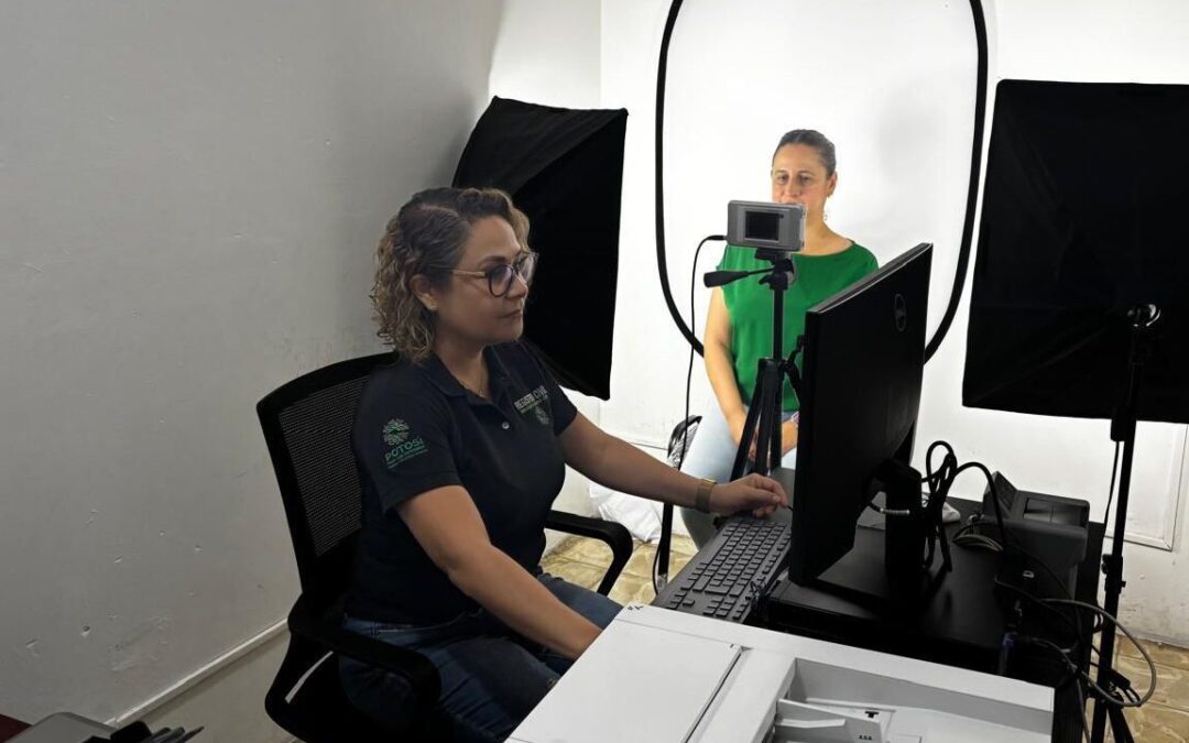 CAPACITAN A PERSONAL DE OFICINAS DE ENLACE DEL REGISTRO CIVIL EN LA HUASTECA  