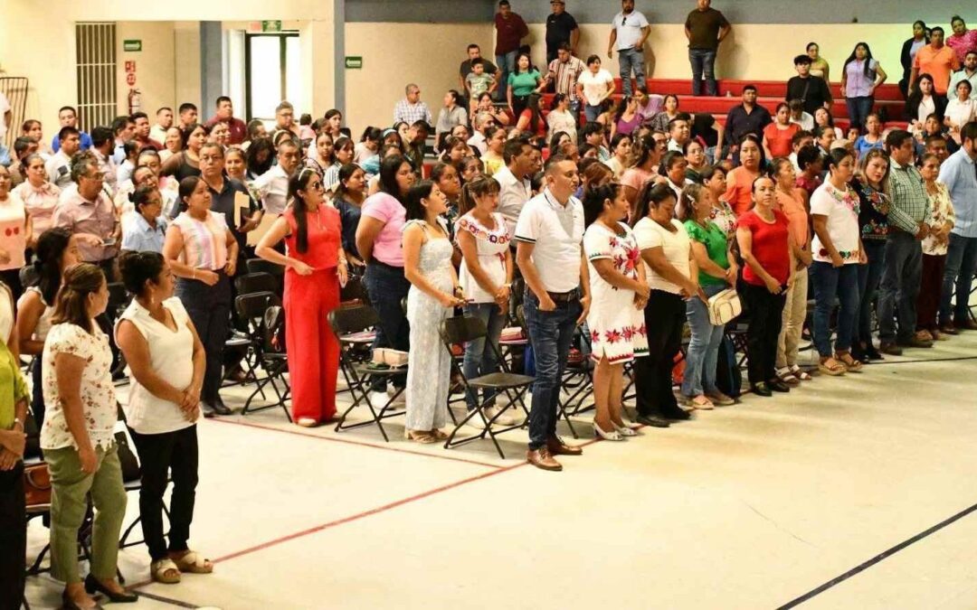 ENTREGAN NOMBRAMIENTOS A DOCENTES DE EDUCACIÓN INDÍGENA PARA EL CICLO 2025-2026