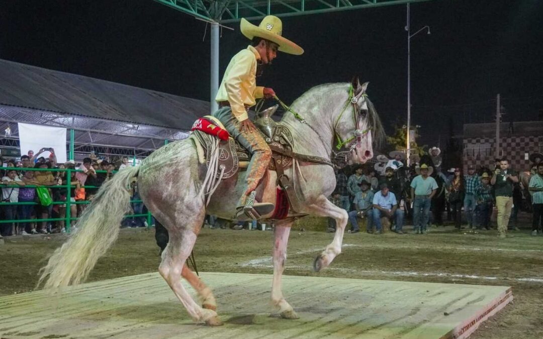 REALIZAN PRIMER CAMPEONATO NACIONAL DE CABALLOS BAILADORES EN LA FENAPO 2025
