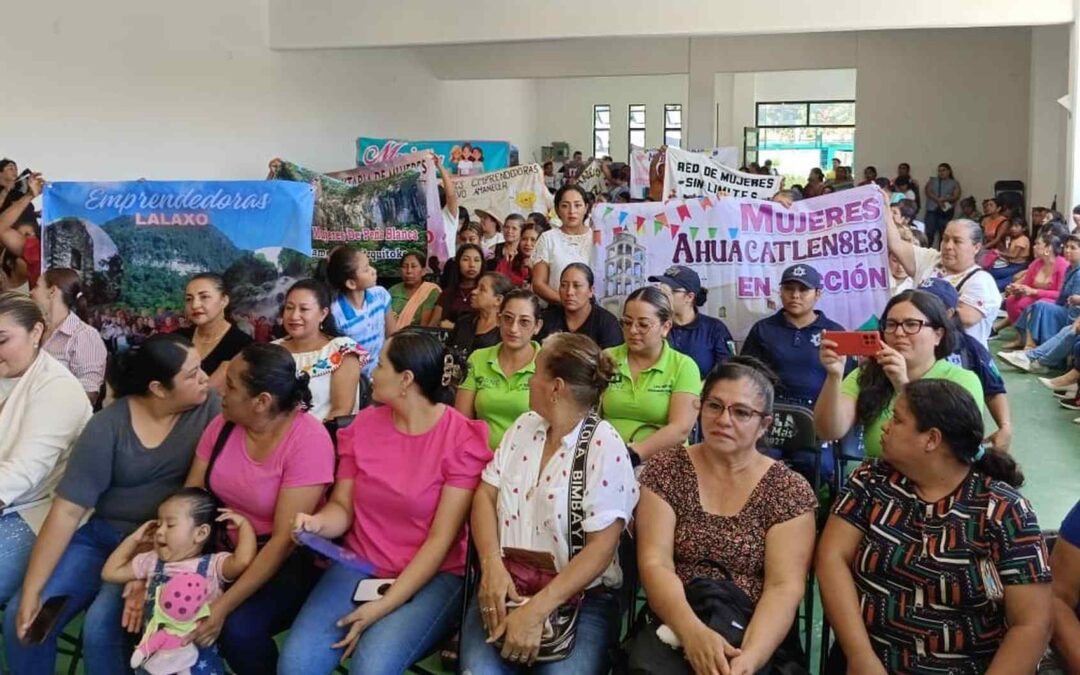 GENERAN CONVENIOS EN MUNICIPIOS DE LA HUASTECA PARA FORTALECER ATENCIÓN A MUJERES