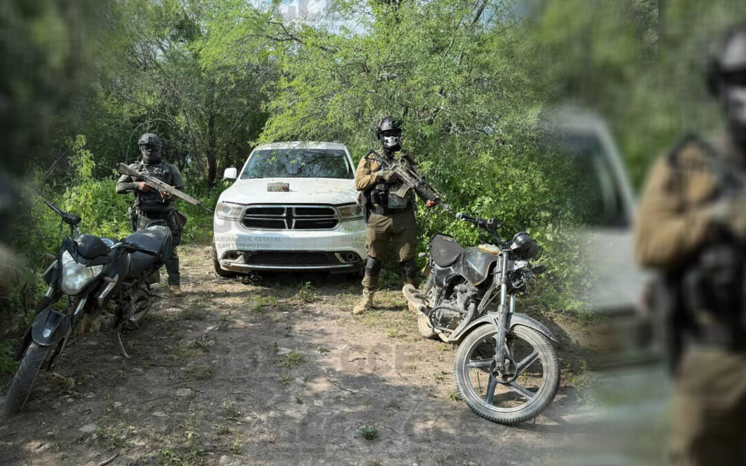 GUARDIA CIVIL ESTATAL ASEGURA VEHÍCULOS EN SAN CIRO DE ACOSTA