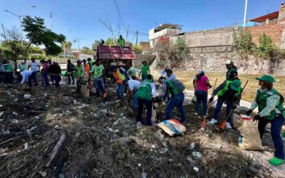 REALIZAN JORNADA DE LIMPIEZA Y REFORESTACIÓN EN RÍO ESPAÑITA