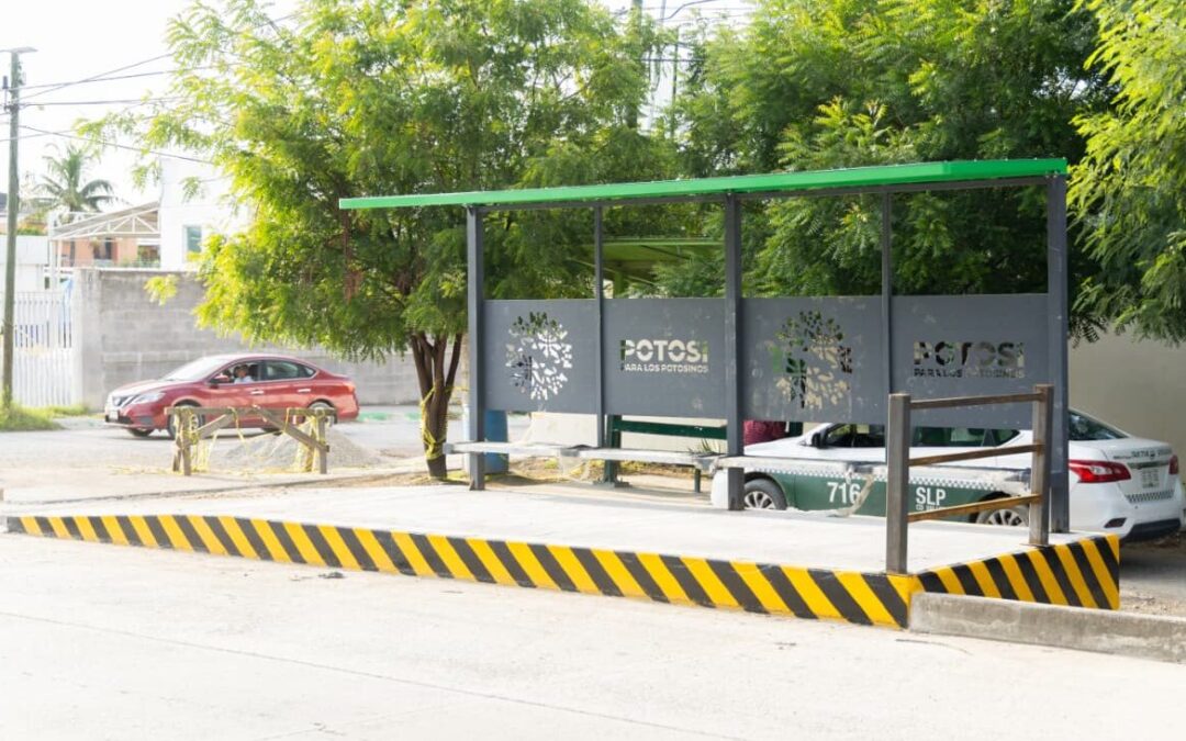 INSTALAN PARADORES DE METRORED EN CIUDAD VALLES