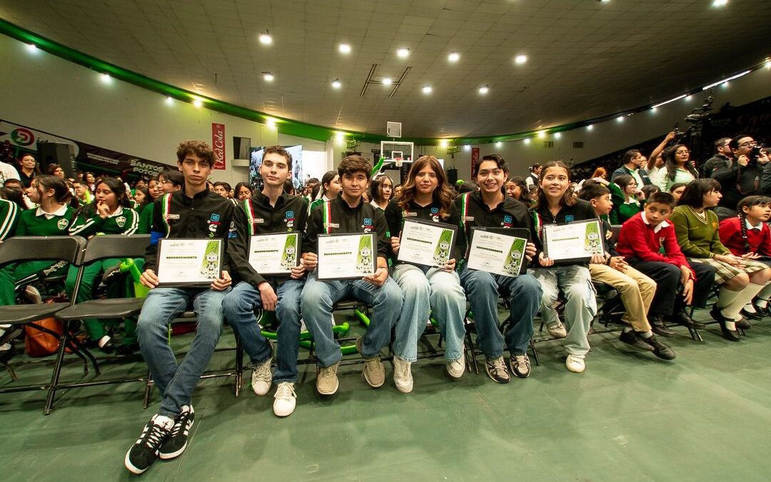 EQUIPO POTOSINO LAMBOT 3478 GANA CAMPEONATO MUNDIAL DE ROBÓTICA EN SU DIVISIÓN