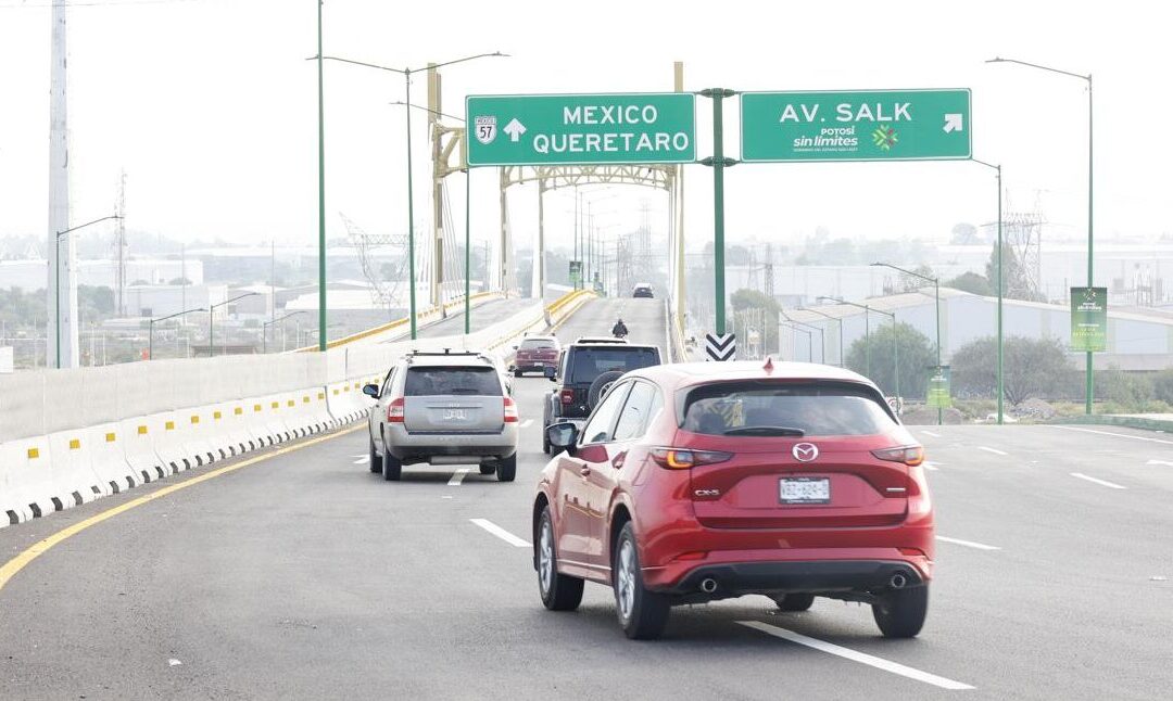 REPORTAN ALTA AFLUENCIA DE VEHÍCULOS EN HORAS PICO EN LA NUEVA VÍA ALTERNA