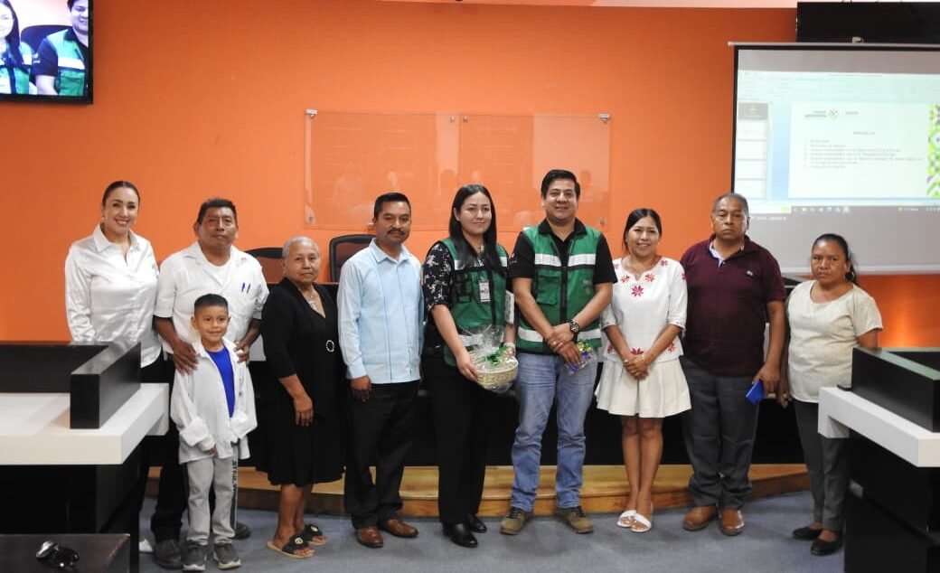 REALIZAN MESA DE TRABAJO PARA ATENDER NECESIDADES DE PUEBLOS Y COMUNIDADES INDÍGENAS