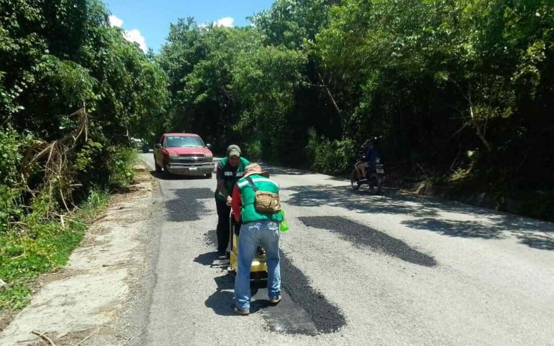 REALIZARÁN OBRAS DE CONSERVACIÓN EN CAMINO DE TAMAZUNCHALE