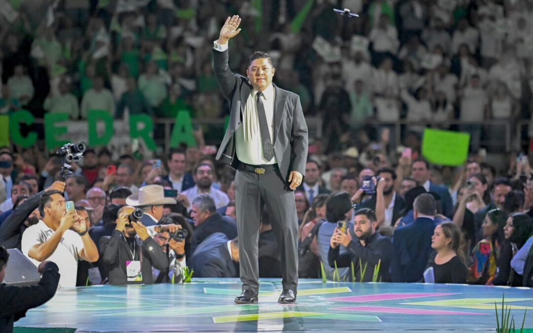 RICARDO GALLARDO PRESENTA SU CUARTO INFORME ANTE MÁS DE 20 MIL PERSONAS EN LA ARENA POTOSÍ