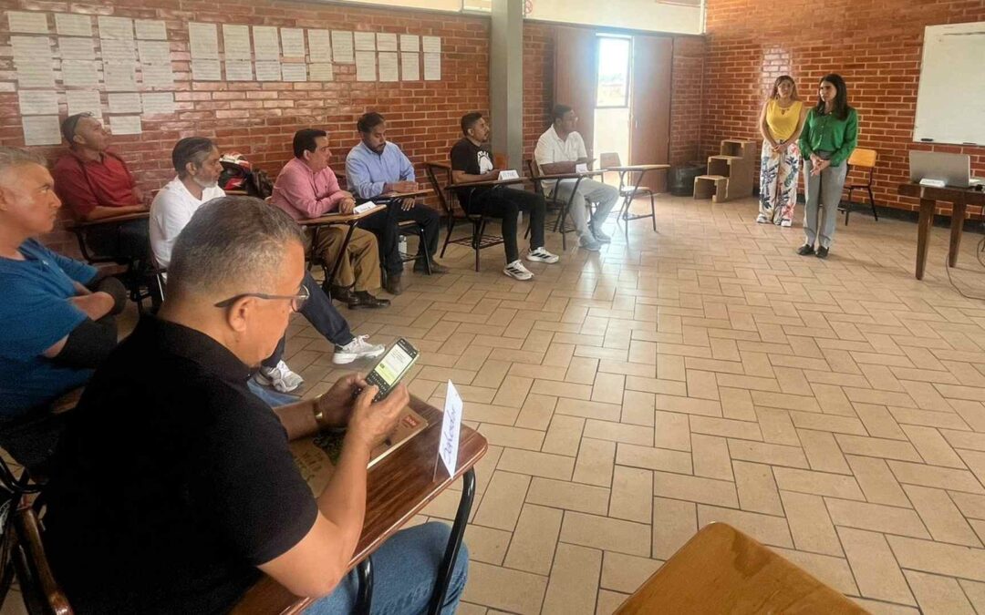 IMPARTEN TALLER “REEDUCACIÓN EN GÉNERO” A PERSONAL DE NUEVE DEPENDENCIAS