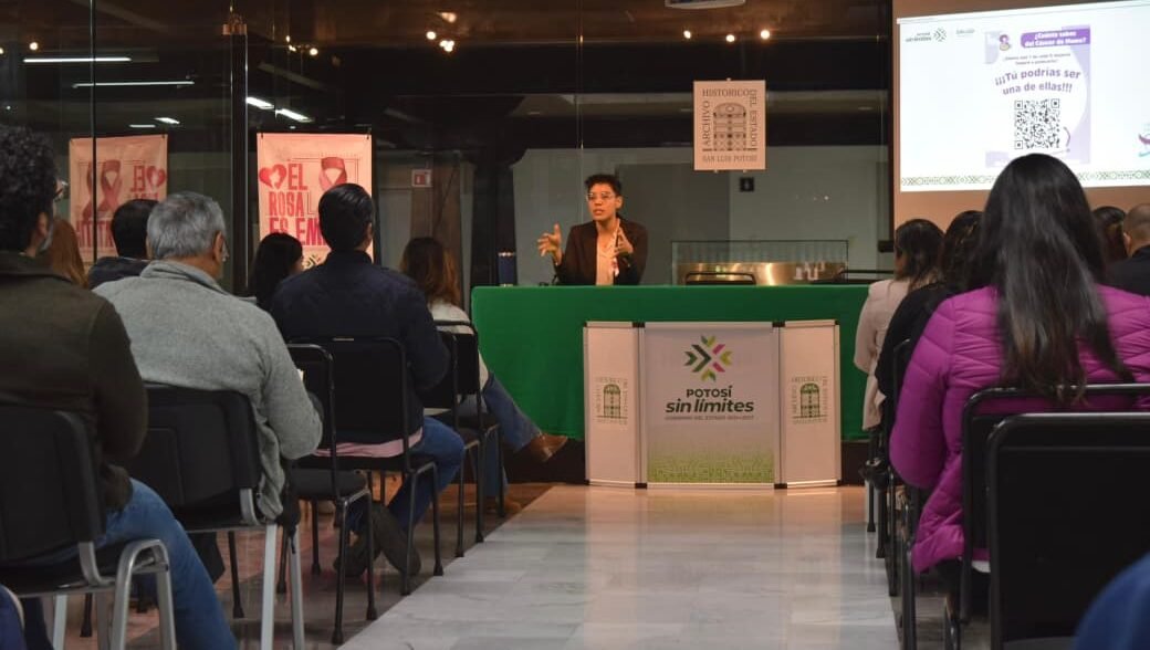 REALIZAN CHARLA DE PREVENCIÓN DEL CÁNCER DE MAMA PARA PERSONAL DEL INDEPI Y ARCHIVO HISTÓRICO