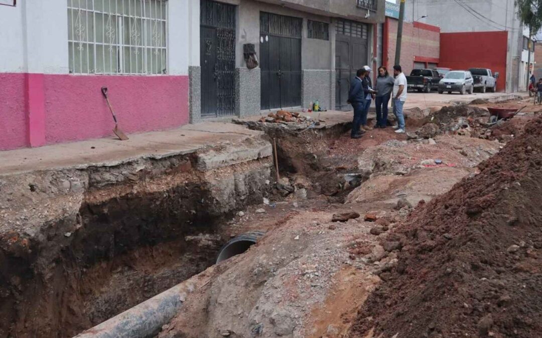 AVANZAN OBRAS DE REHABILITACIÓN EN PROLONGACIÓN MOCTEZUMA Y AVENIDA LÓPEZ MATEOS DE LA CAPITAL DE SLP