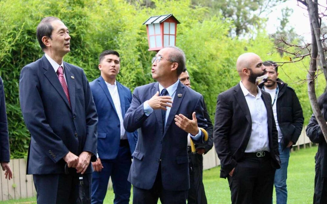 DIPLOMÁTICOS JAPONESES VISITAN EL PARQUE JAPONÉS EN SAN LUIS POTOSÍ