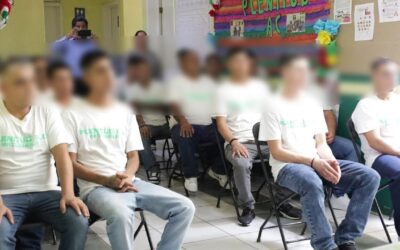 ENTREGAN CONSTANCIAS DE CAPACITACIÓN A PARTICIPANTES EN PROCESO DE REINSERCIÓN SOCIAL EN MATEHUALA