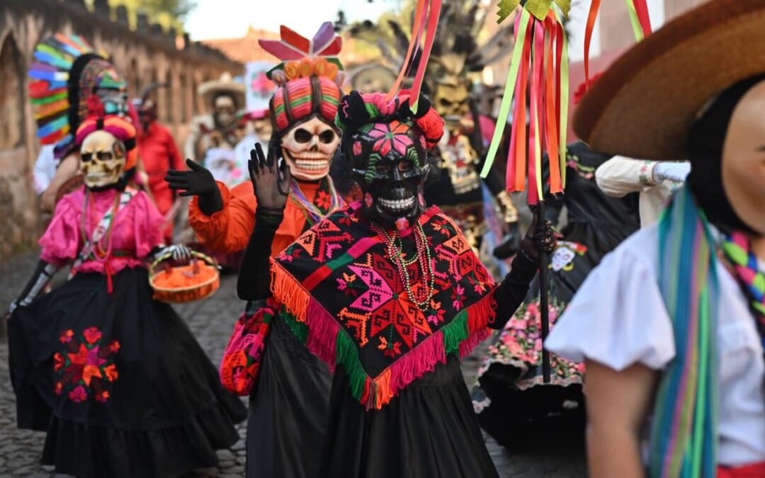 PRESENTAN EL XANTOLO POTOSINO EN PÁTZCUARO, MICHOACÁN